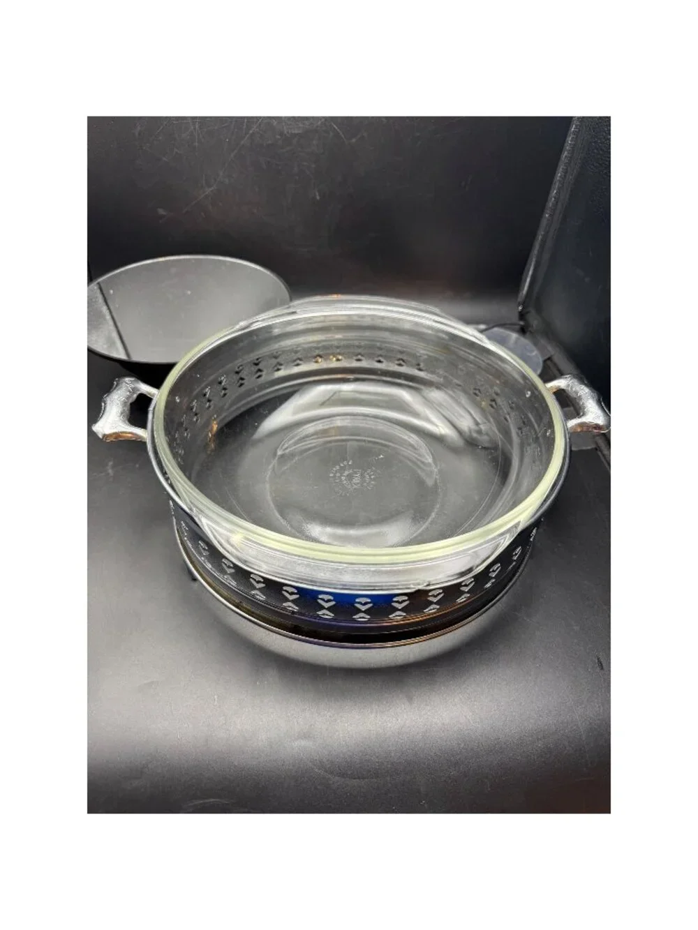 Pyrex Casserole Dish in Metal Display Dish